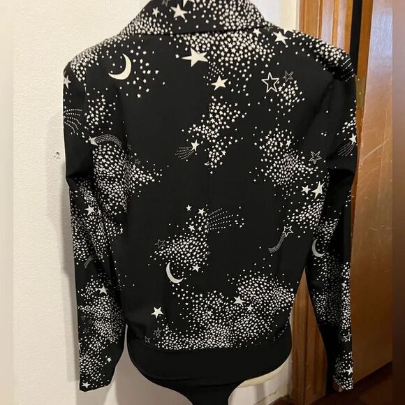 NWOT Bar III Size Med. Long Sleeve Bodysuit Snap #124 - Picture 8 of 9